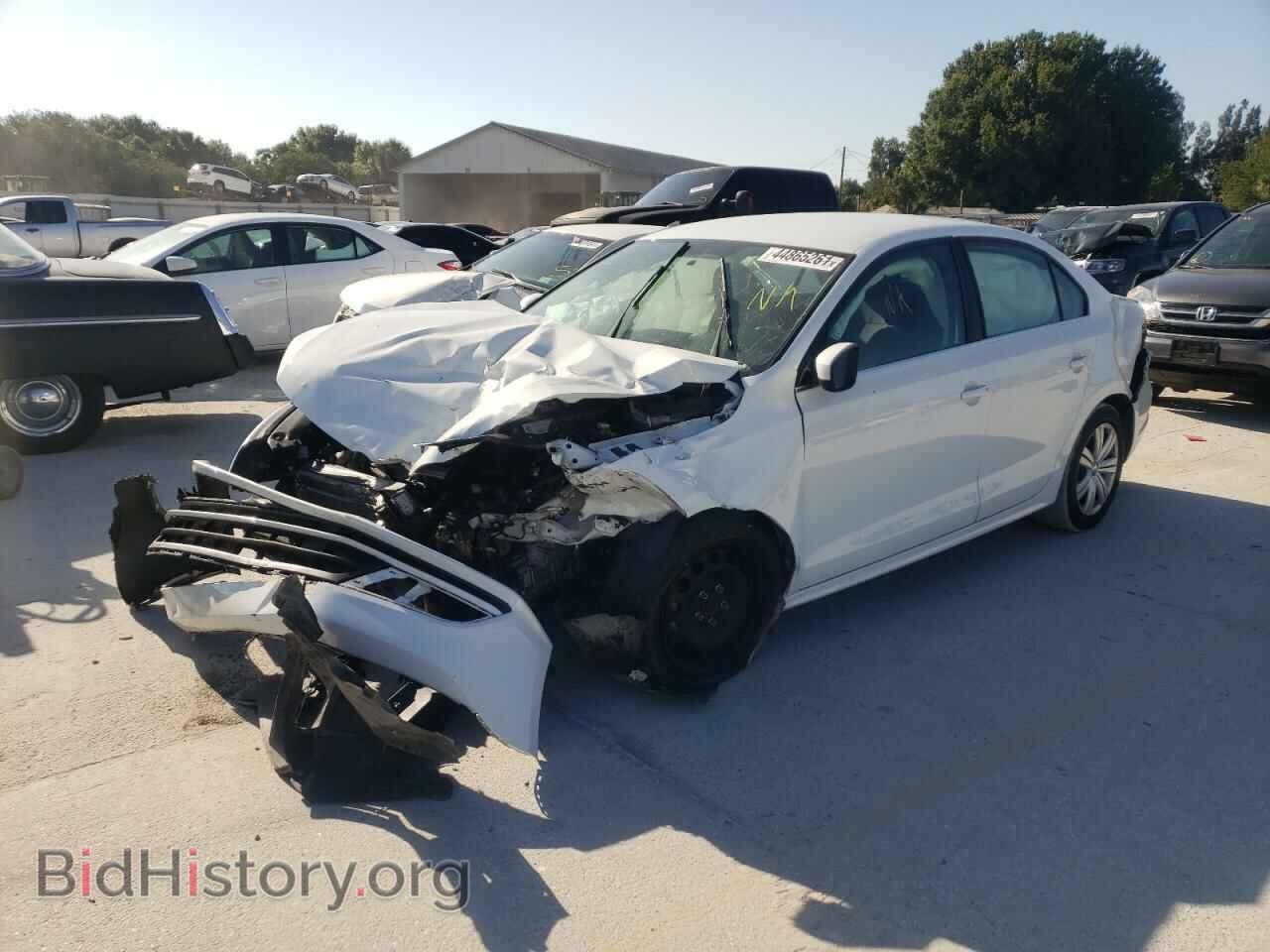 2017 VOLKSWAGEN JETTA - VIN: 3VW2B7AJ4HM350269 - Photo 2