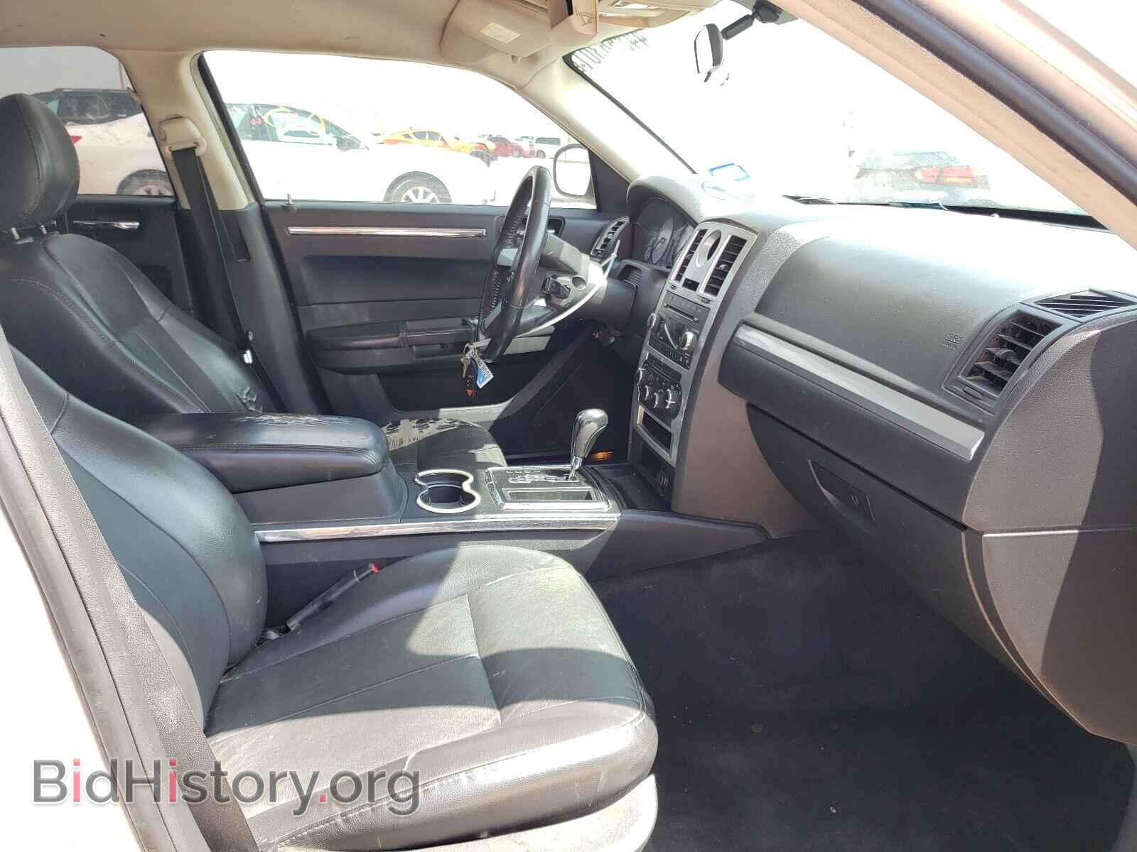 2010 CHRYSLER 300 - VIN: 2C3CA5CV6AH263349 - Фото 5