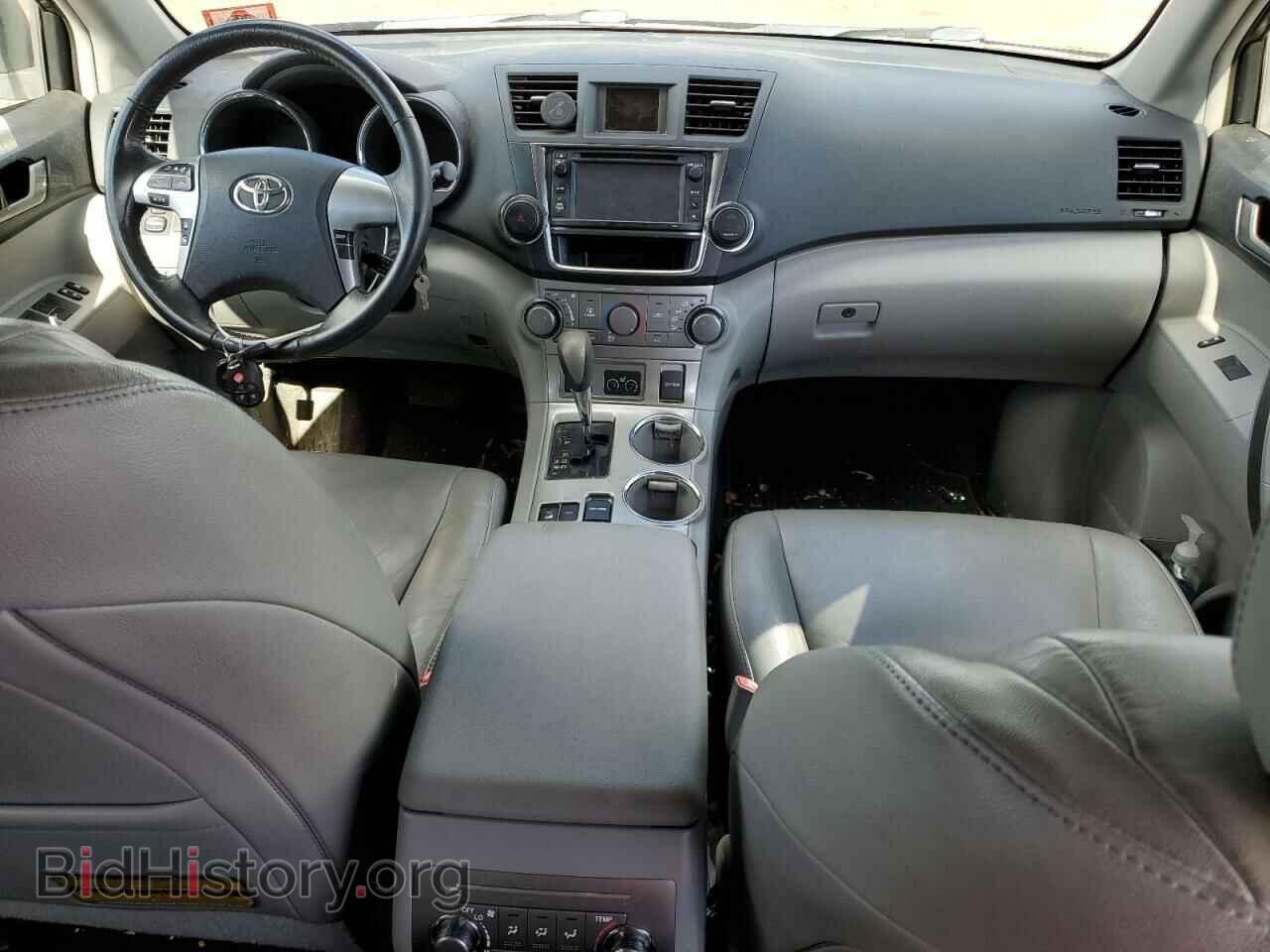 2013 TOYOTA HIGHLANDER - VIN: 5TDBK3EH8DS217981 - Фото 8