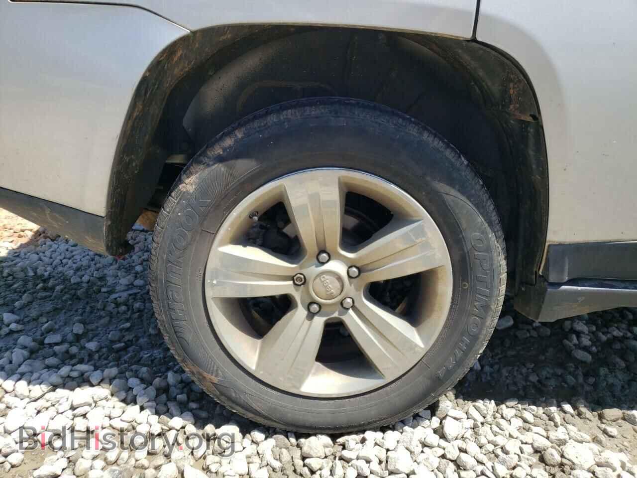 2012 JEEP COMPASS - VIN: 1C4NJDBB2CD556042 - Photo 9