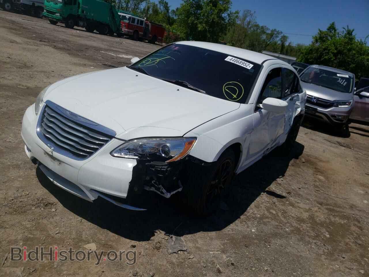 2012 CHRYSLER 200 - VIN: 1C3CCBBB7CN119657 - Фото 2