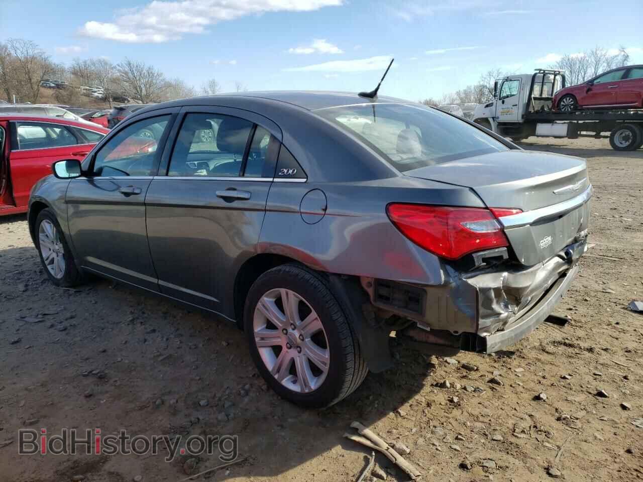 2013 CHRYSLER 200 - VIN: 1C3CCBBB8DN505232 - Фото 2