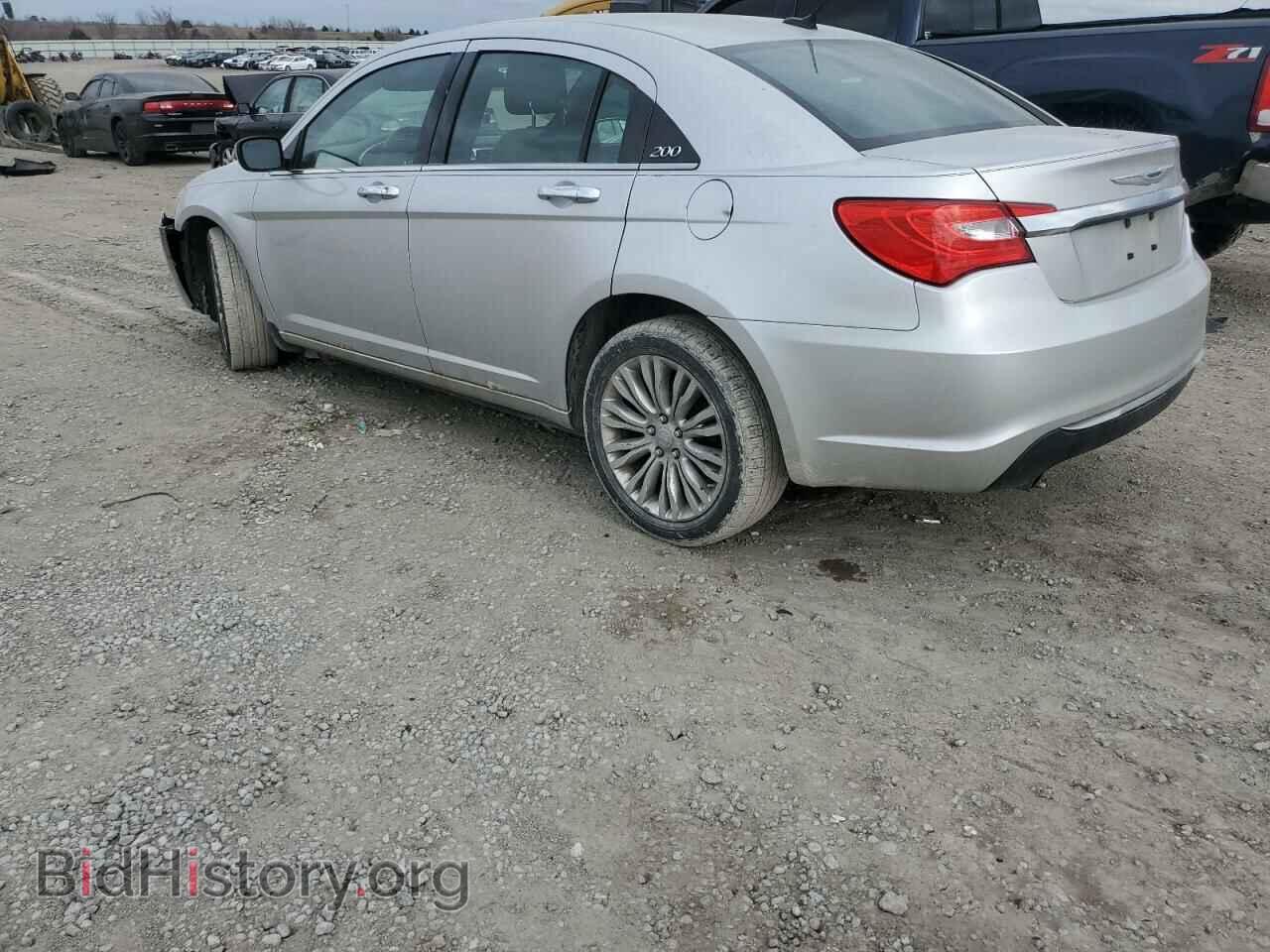 2011 CHRYSLER 200 - VIN: 1C3BC2FG5BN619512 - Фото 2