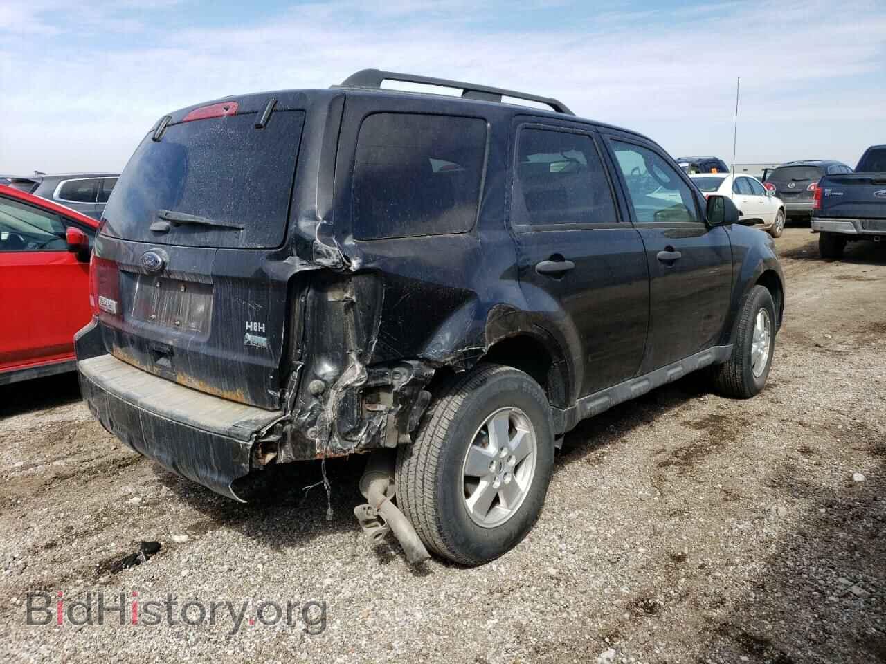2011 FORD ESCAPE - VIN: 1FMCU0DG0BKB65090 - Photo 3