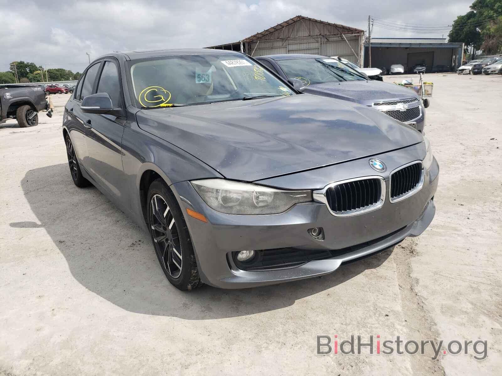 Photo WBA3B1G50FNT01522 - BMW 3 SERIES 2015