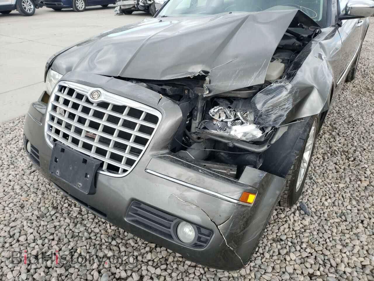 2010 CHRYSLER 300 - VIN: 2C3CA5CV4AH167784 - Фото 9