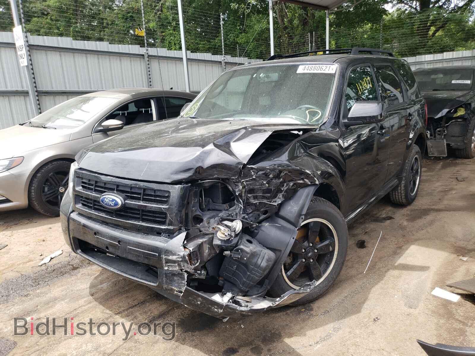 2011 FORD ESCAPE - VIN: 1FMCU0D78BKA66730 - Фото 2