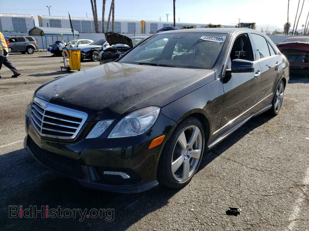 2011 MERCEDES-BENZ E-CLASS - VIN: WDDHF8HB2BA454372 - Фото 2