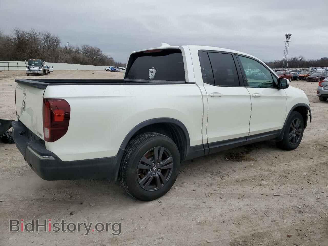 2019 HONDA RIDGELINE - VIN: 5FPYK3F11KB019957 - Фото 3