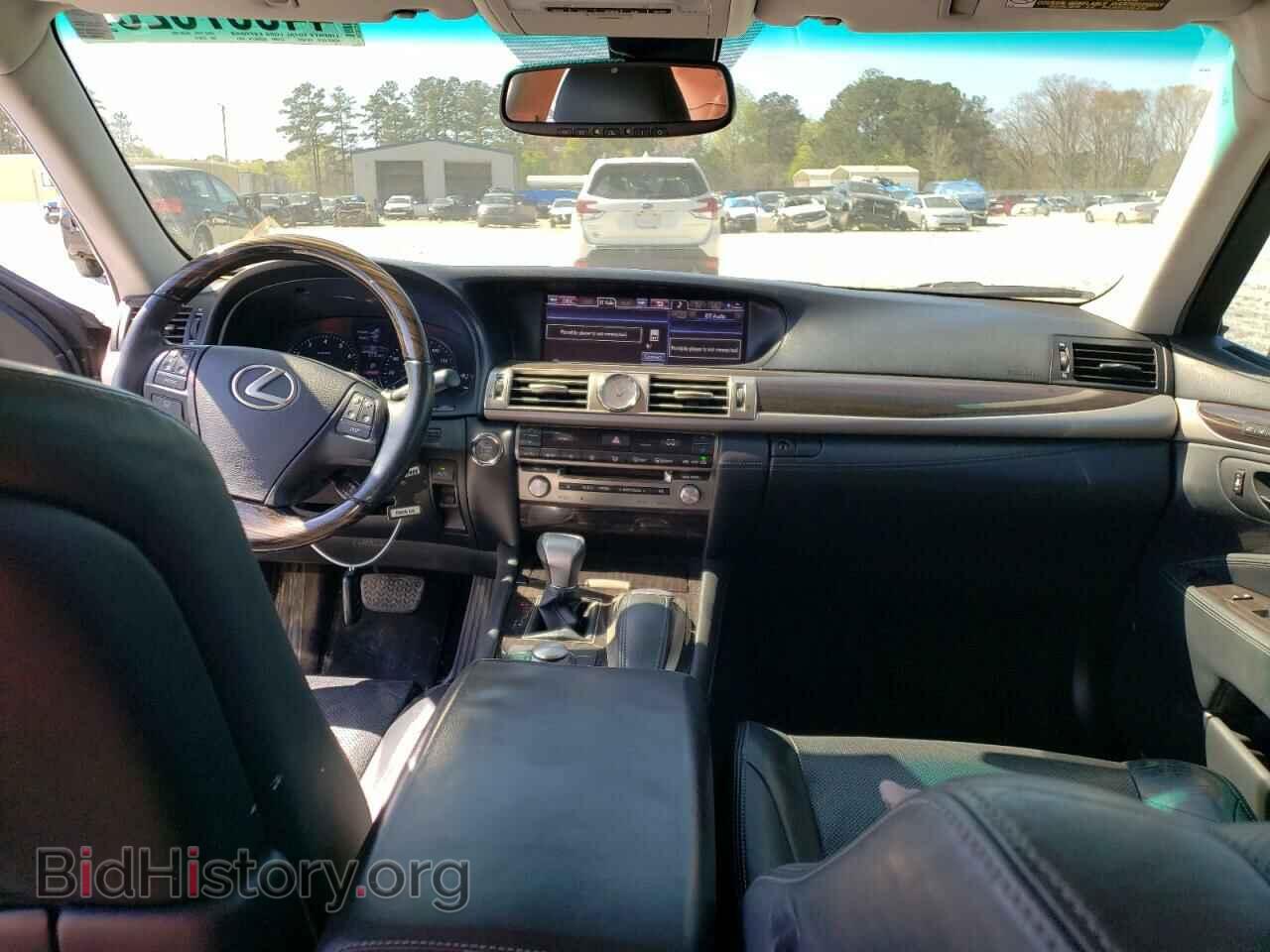 2014 LEXUS LS460 - VIN: JTHBL5EF3E5129613 - Photo 8