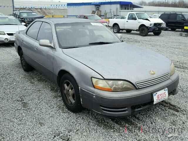 Photo JT8BF12G5T0175662 - LEXUS ES300 1996