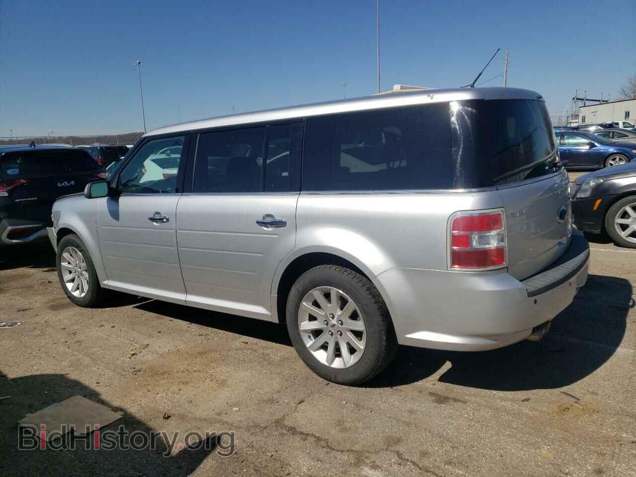 2011 FORD FLEX - VIN: 2FMGK5CC3BBD12063 - Photo 2