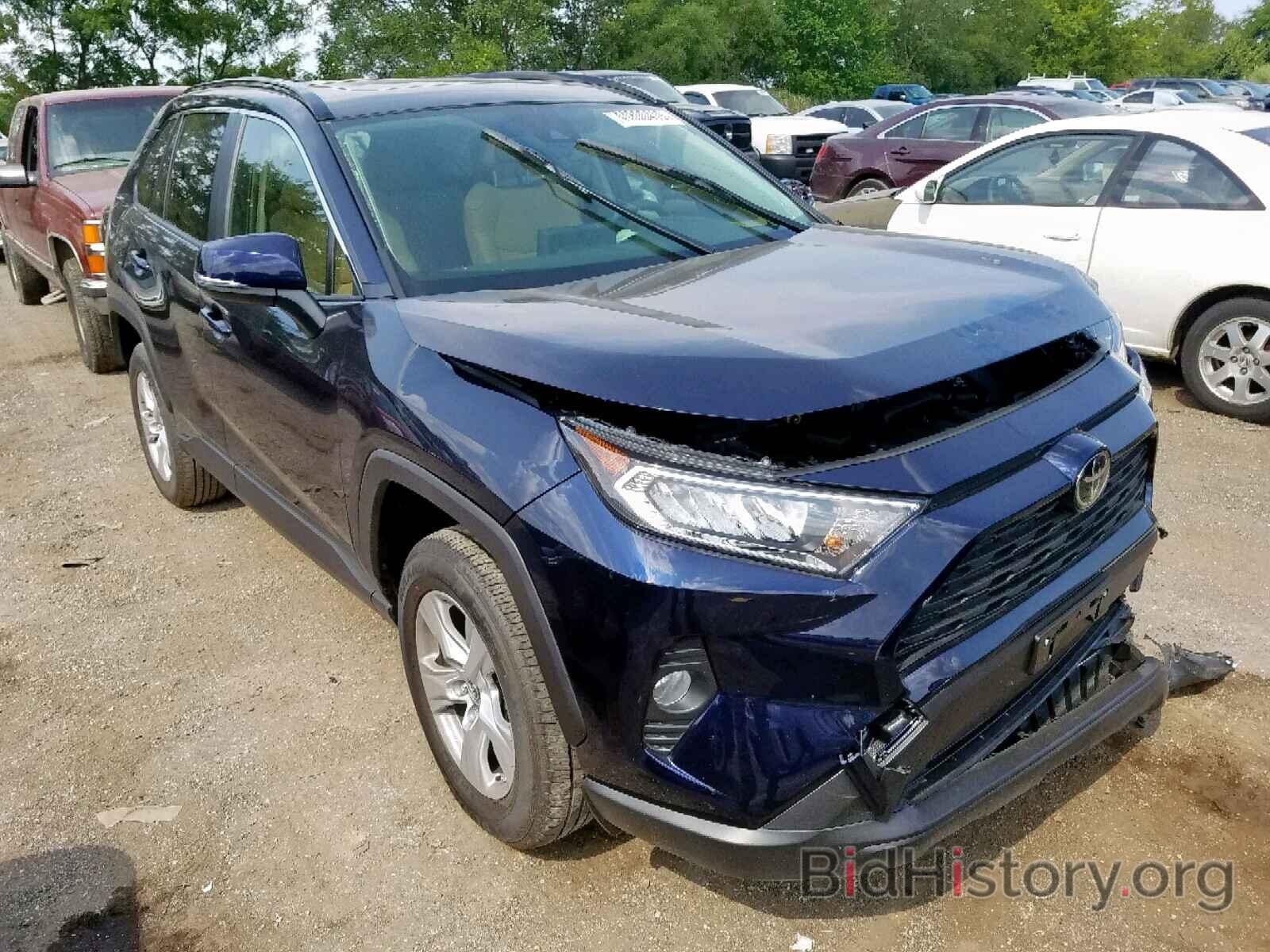 Фотография JTMP1RFV7KD030160 - TOYOTA RAV4 XLE 2019