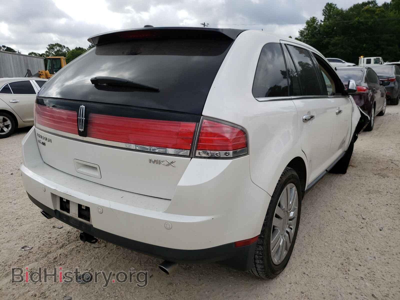 2010 LINCOLN MKX - VIN: 2LMDJ6JC8ABJ13740 - Фото 4