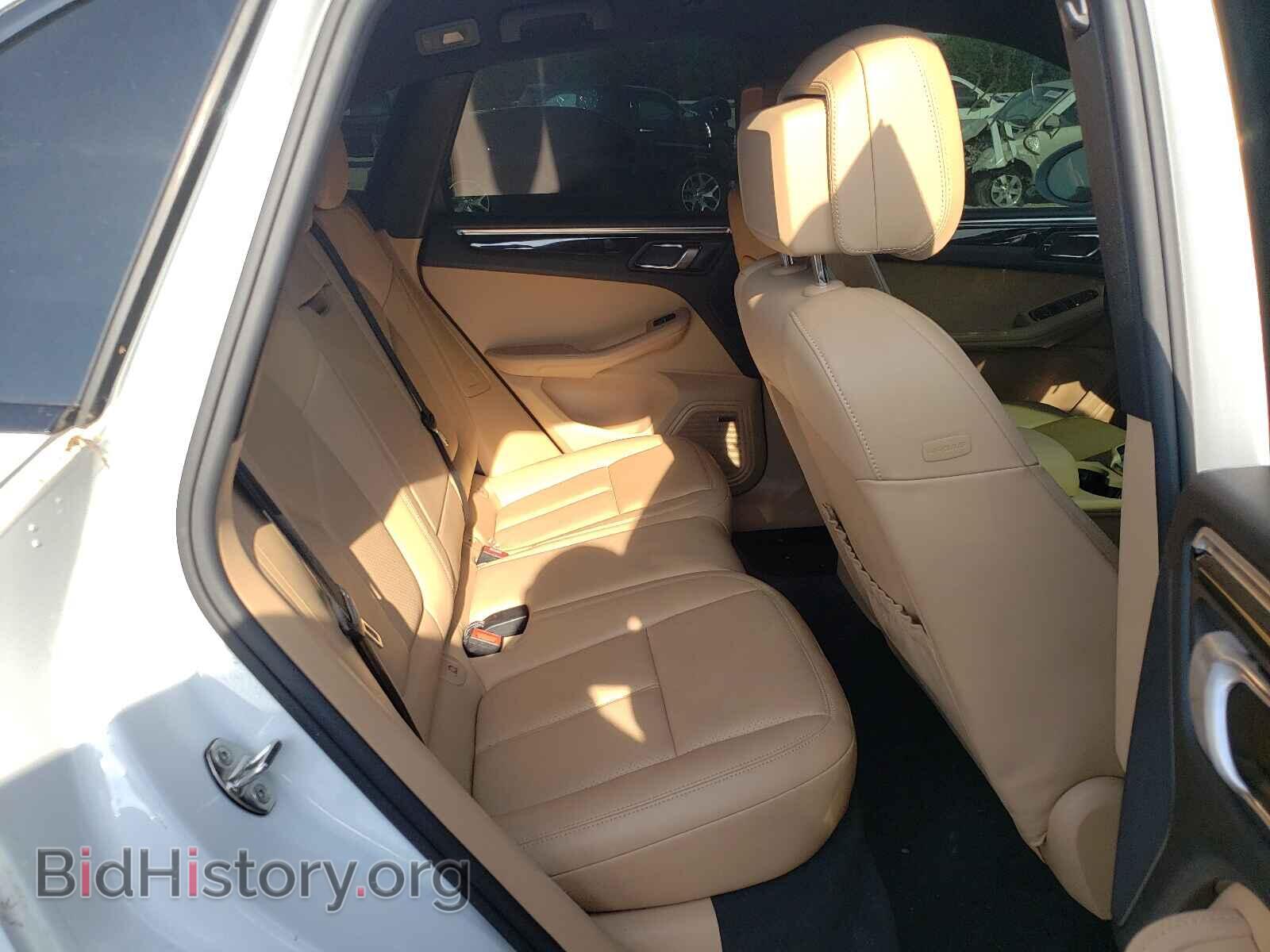 2017 PORSCHE MACAN - VIN: WP1AA2A50HL001078 - Photo 6