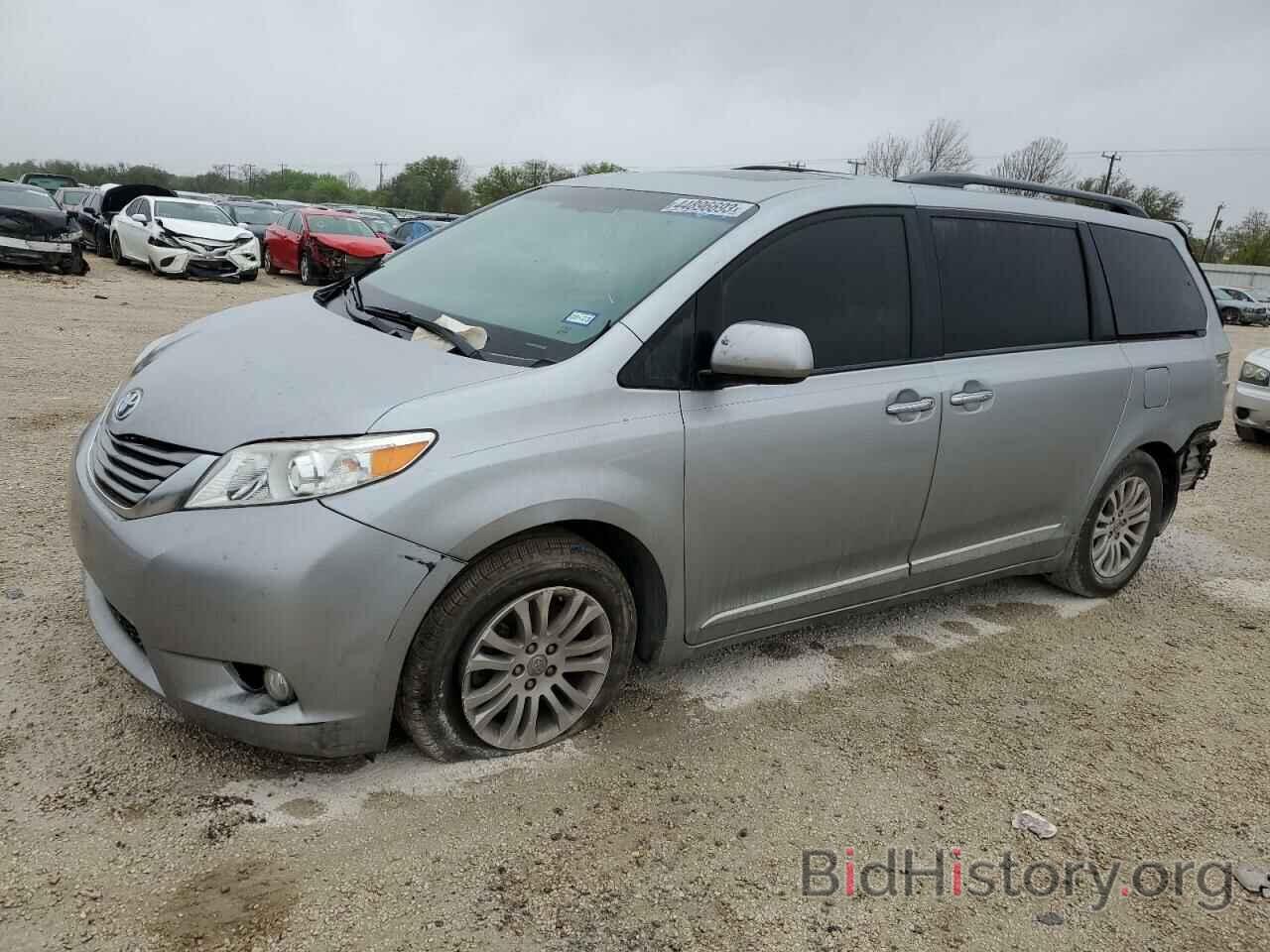 Toyota Sienna 2017