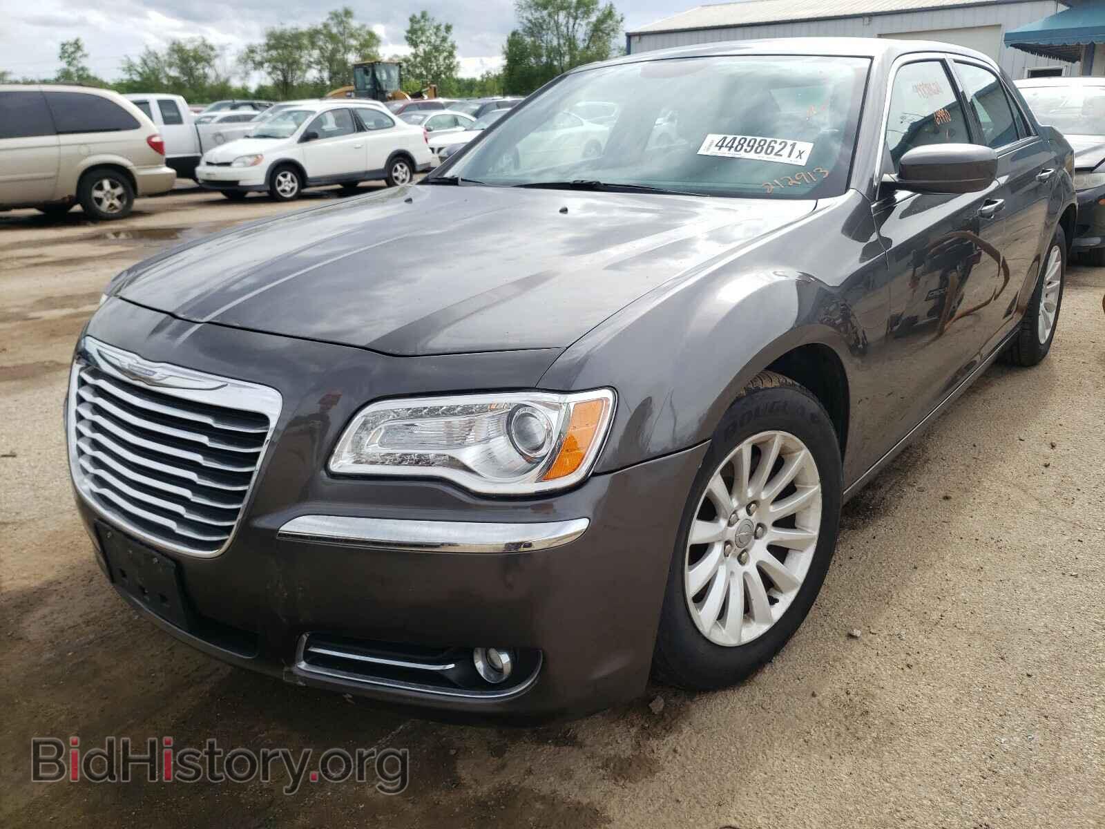 2014 CHRYSLER 300 - VIN: 2C3CCAAG0EH212913 - Фото 2