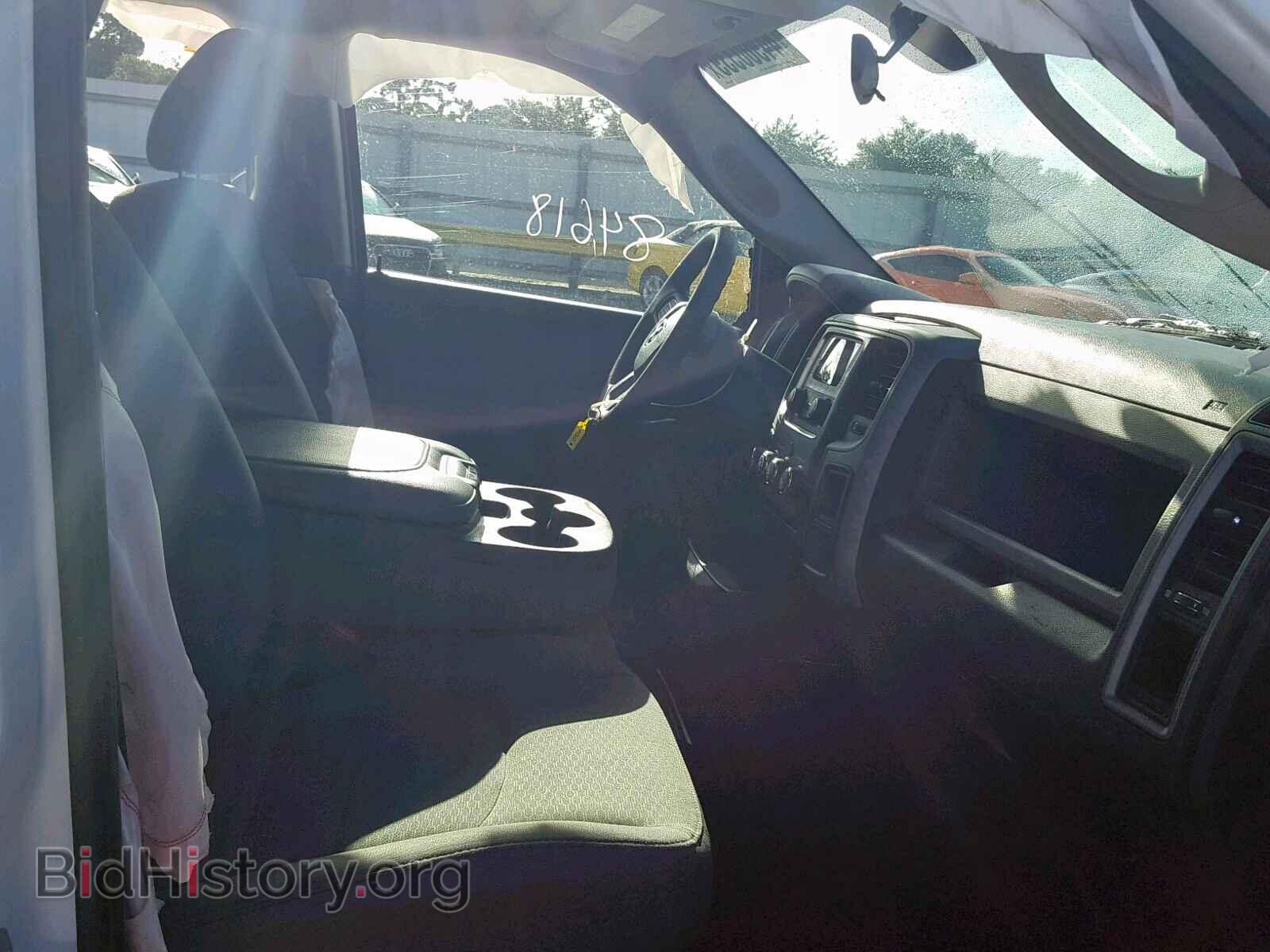 2016 RAM 1500 ST - VIN: 1C6RR6KT3GS405184 - Фото 5