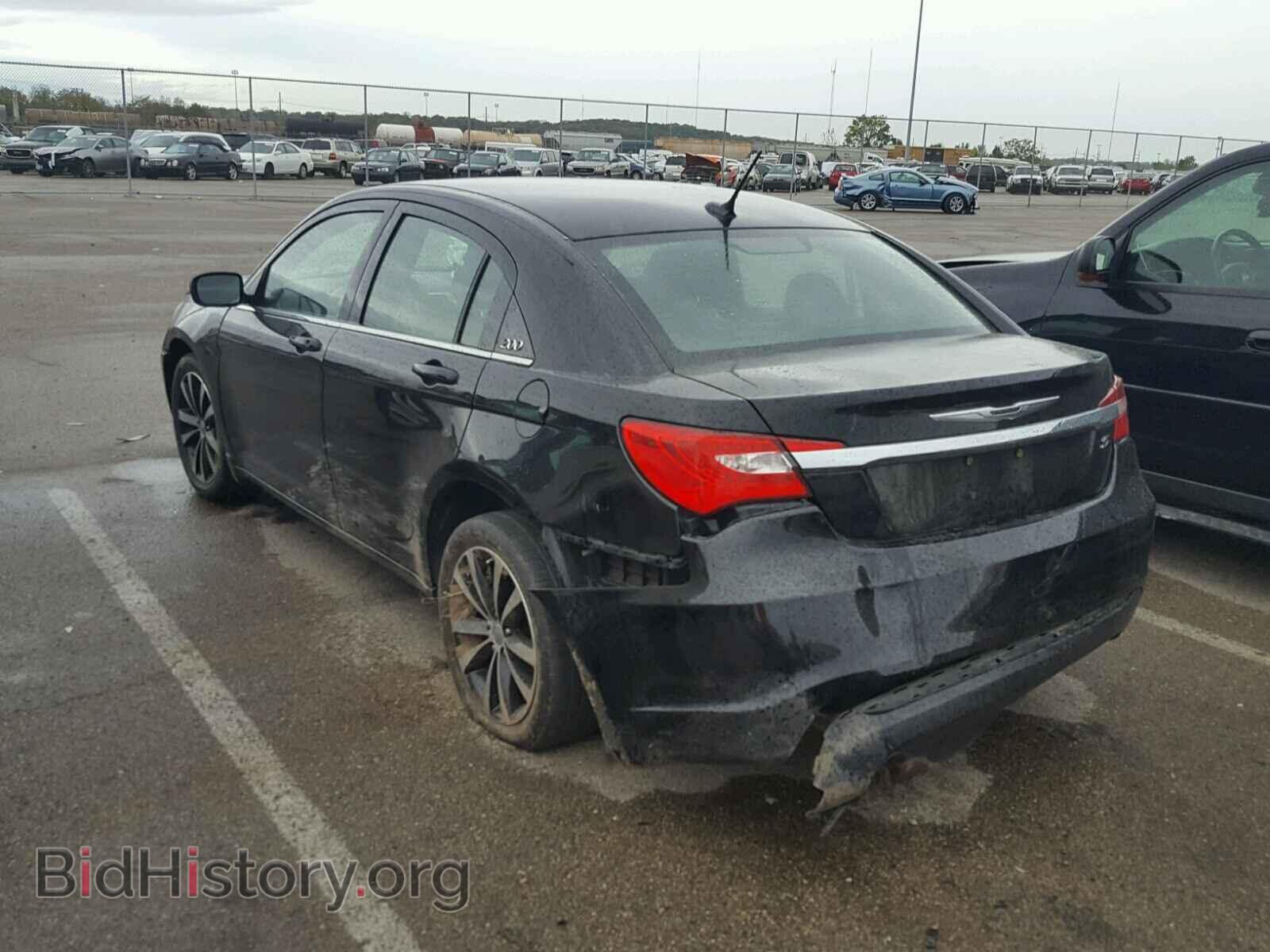2011 CHRYSLER 200 - VIN: 1C3BC8FG2BN601553 - Фото 3