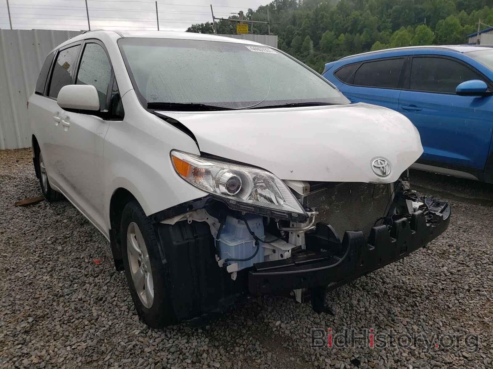 Photo 5TDKK3DC4GS740263 - TOYOTA SIENNA 2016