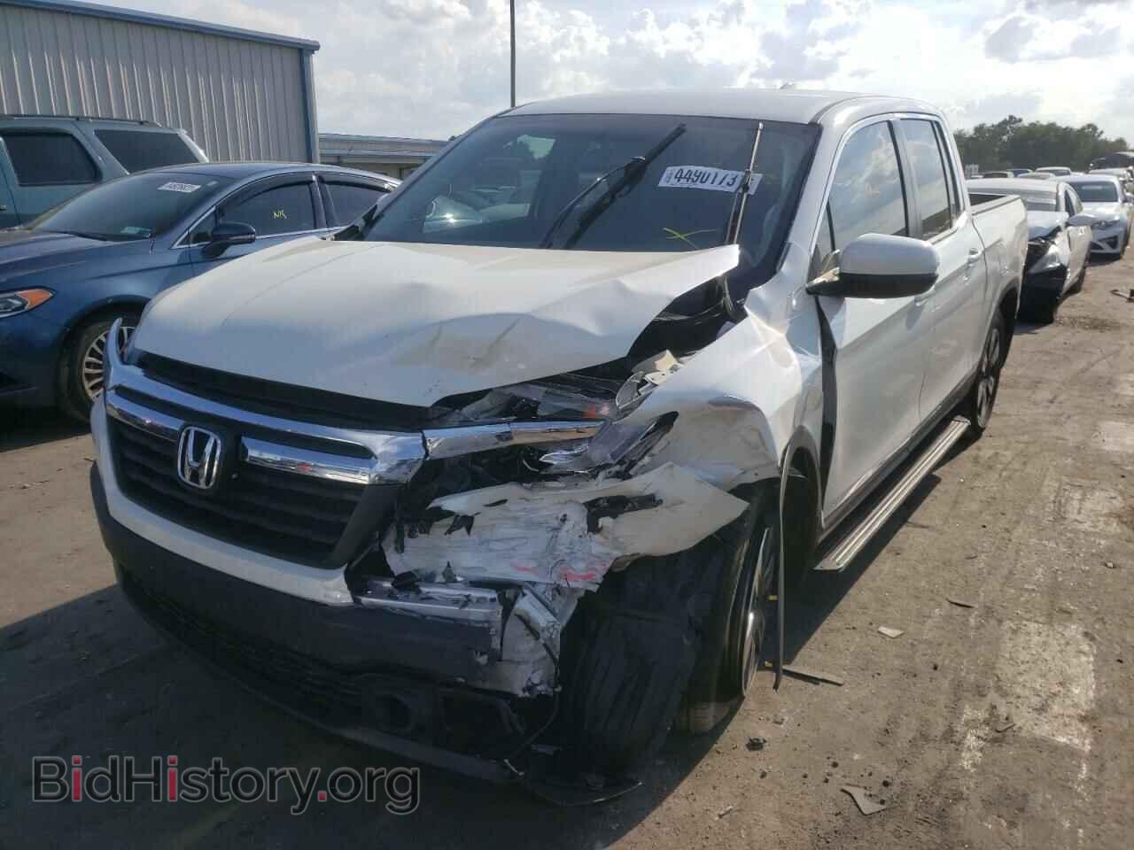 2017 HONDA RIDGELINE - VIN: 5FPYK2F63HB010885 - Фото 2
