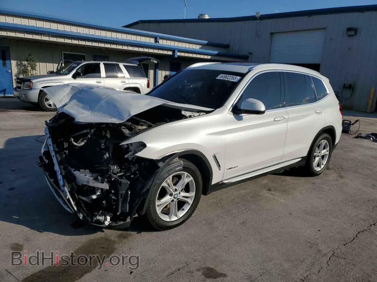 Фотография 5UXTR9C59JLC69775 - BMW X3 2018