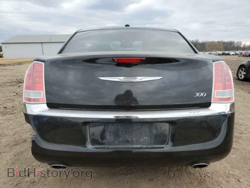2012 Chrysler 300 (VIN 2C3CCACG8CH216234) — photo 6 of 12