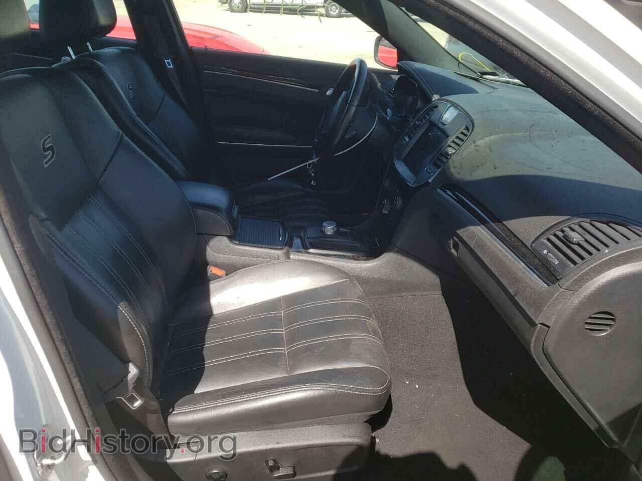 2019 CHRYSLER 300 - VIN: 2C3CCABG3KH654420 - Фото 5