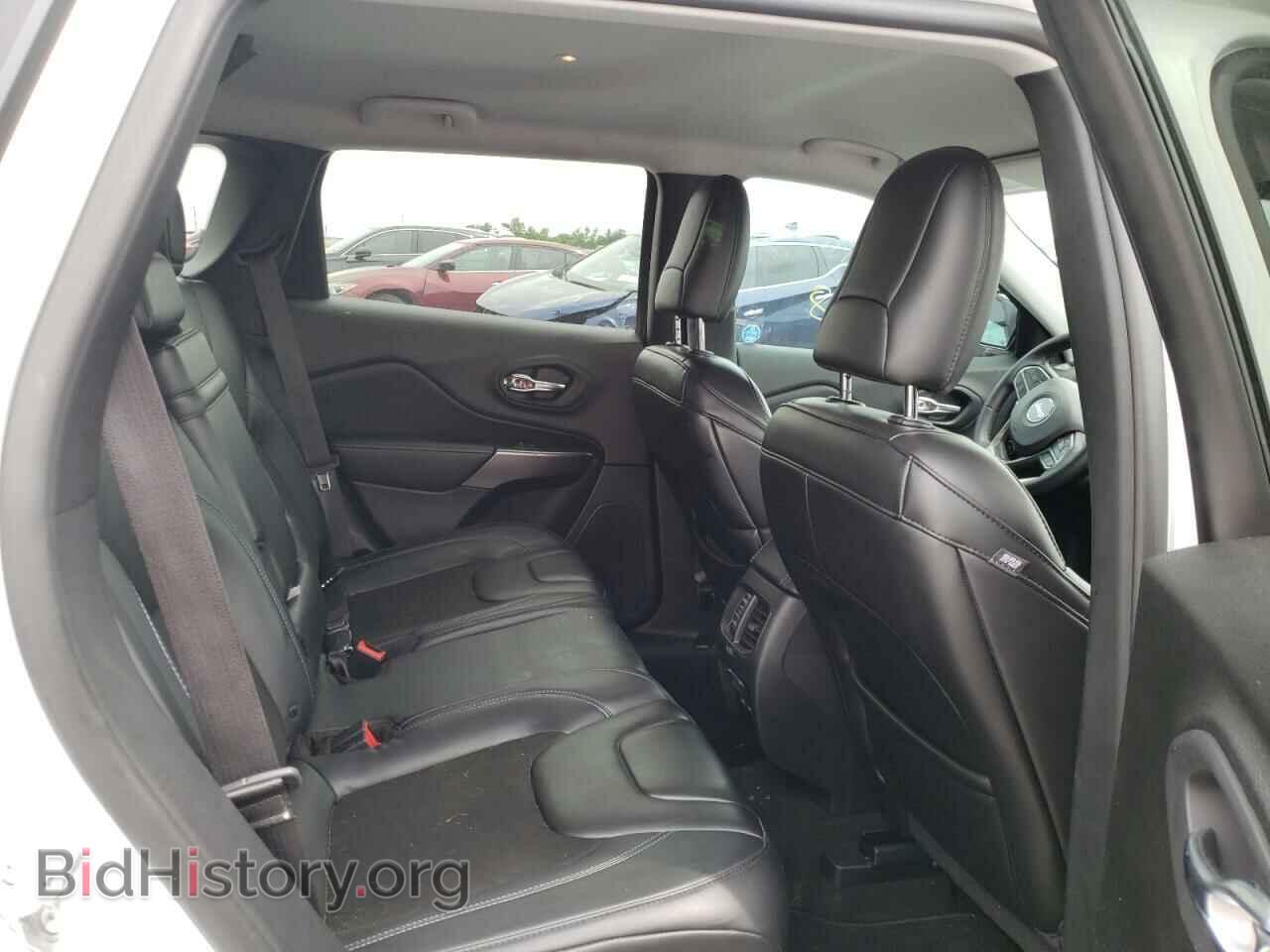 2019 JEEP CHEROKEE - VIN: 1C4PJLLB1KD406357 - Фото 6