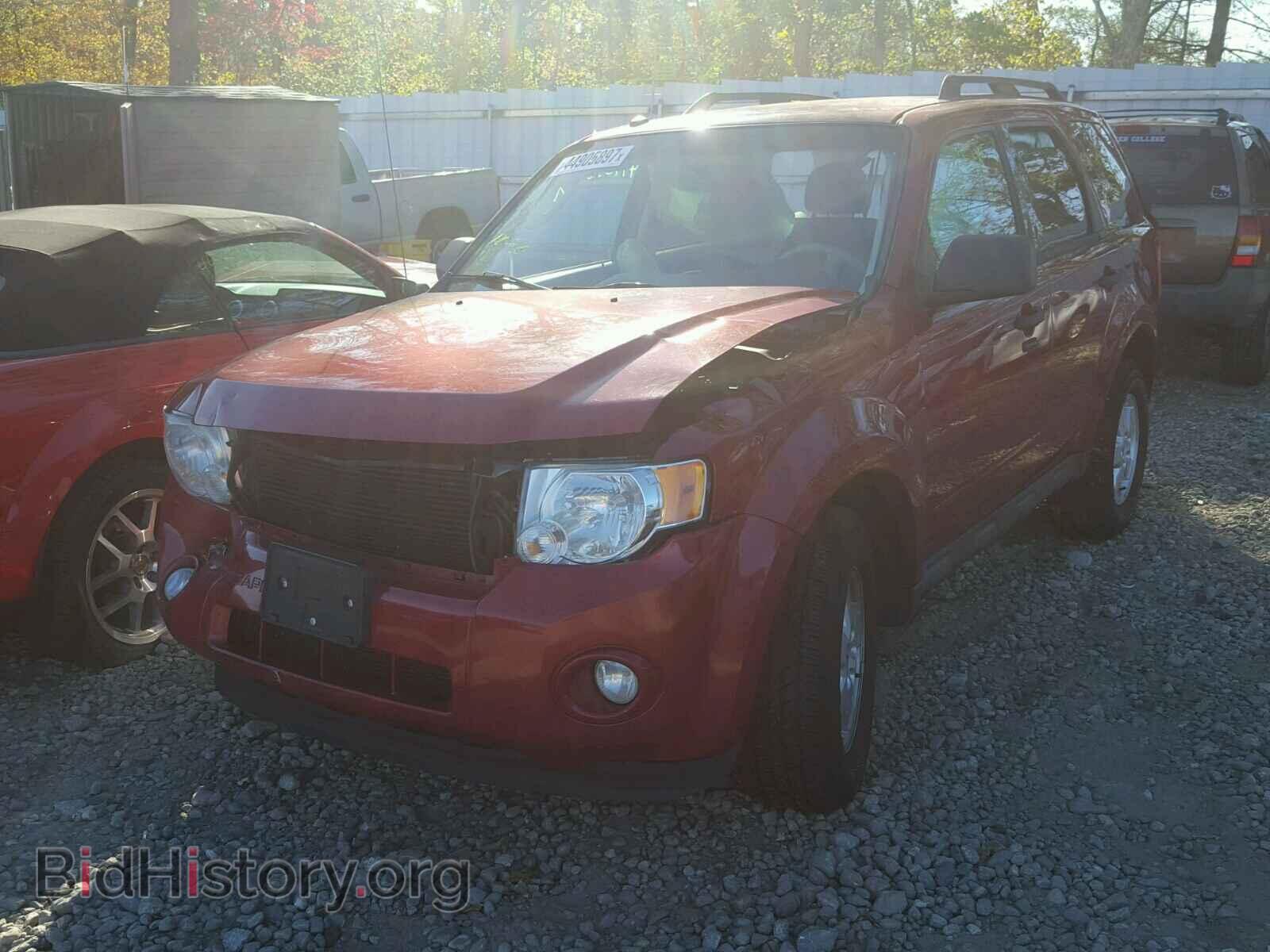 2011 FORD ESCAPE - VIN: 1FMCU9DG7BKB87950 - Фото 2