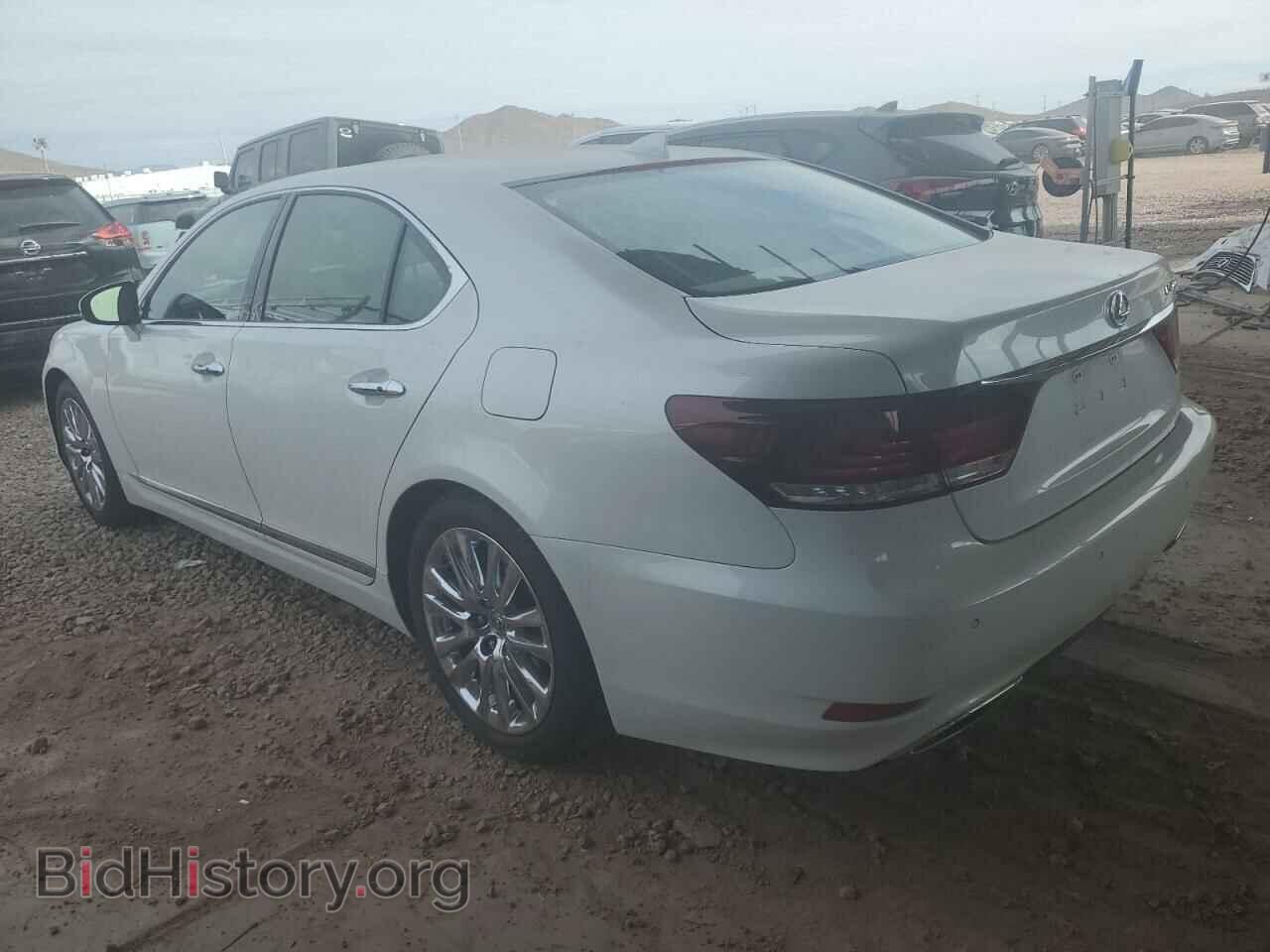 2015 LEXUS LS460 - VIN: JTHBL5EF9F5137054 - Фото 2