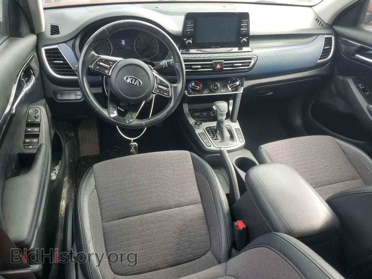 2021 KIA SELTOS - VIN: KNDEU2AA2M7044950 - Фото 8
