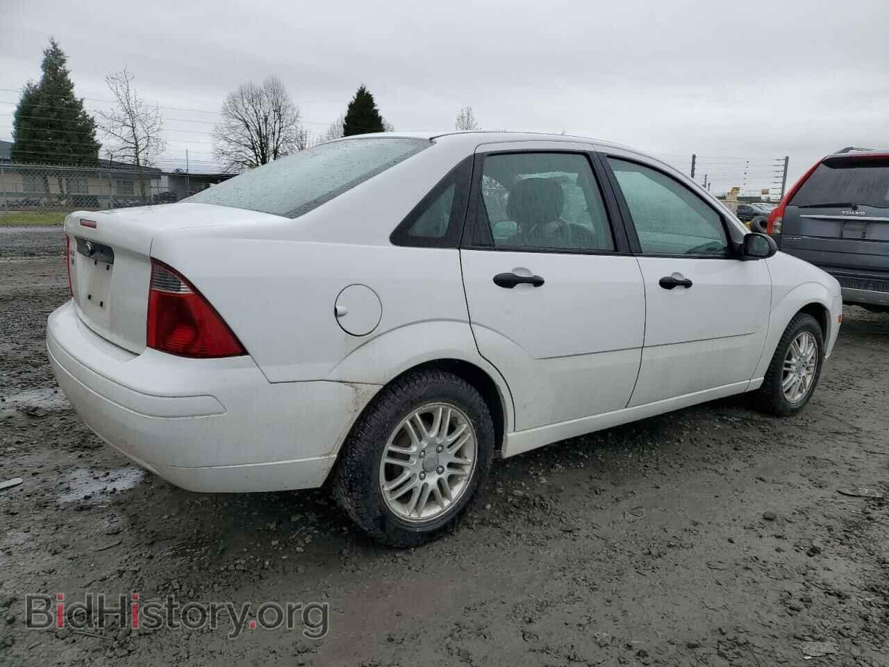 2007 FORD FOCUS - VIN: 1FAFP34N17W151827 - Фото 3