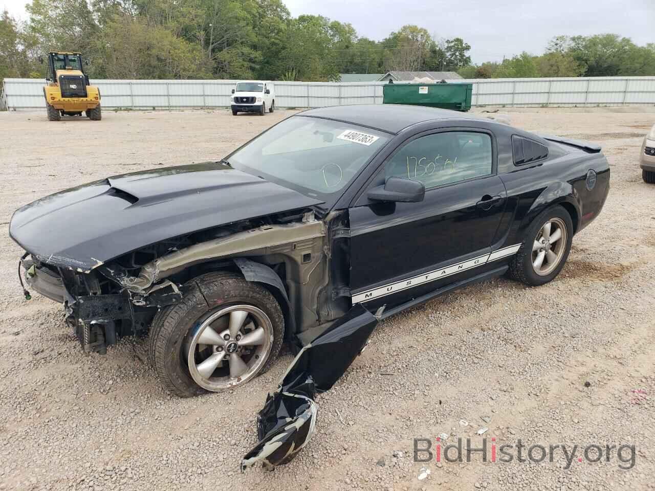 Photo 1ZVFT80N375269924 - FORD MUSTANG 2007