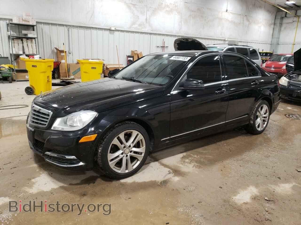 Photo WDDGF8BB8CA631190 - MERCEDES-BENZ C-CLASS 2012