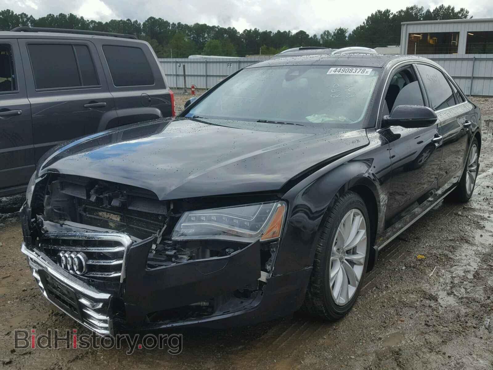 2011 AUDI A8 - VIN: WAURVAFD8BN027751 - Фото 2