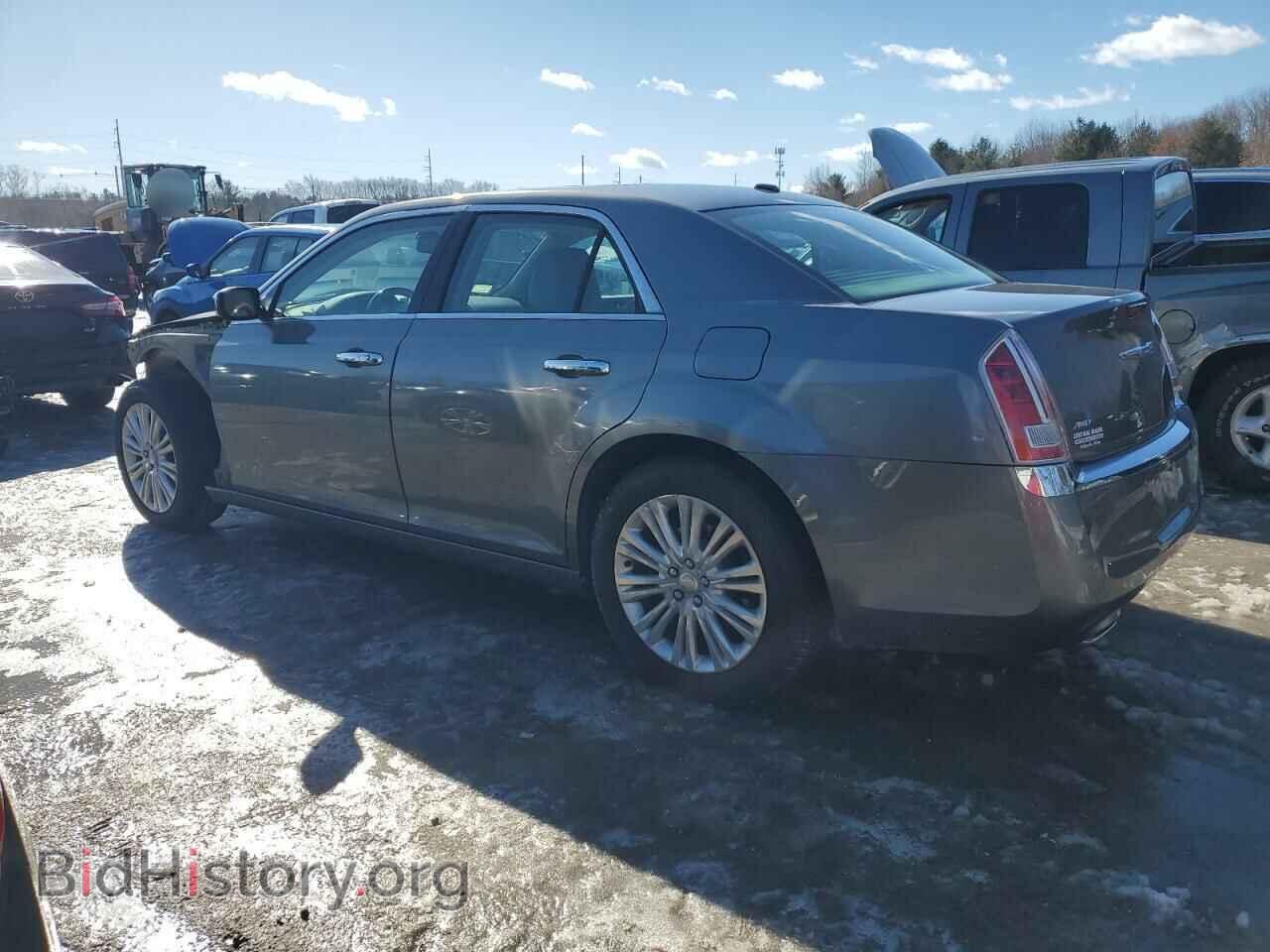 2011 CHRYSLER 300 - VIN: 2C3CK6CT0BH611973 - Фото 2