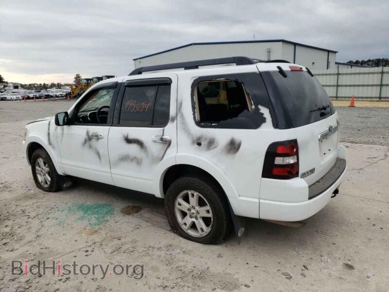 2010 Ford EXPLORER (VIN 1FMEU7DEXAUB12755) — фото 2 из 13
