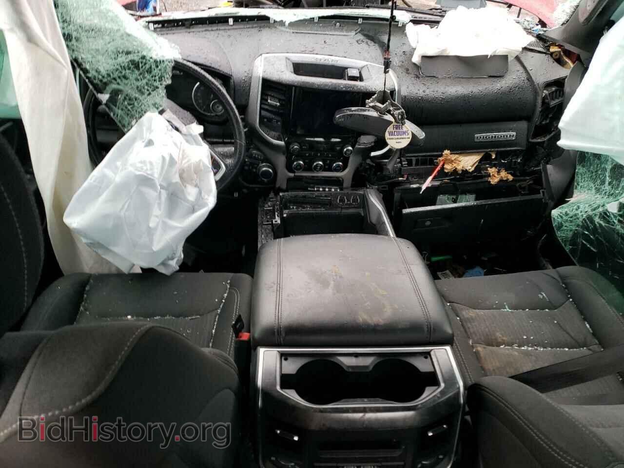 2019 RAM 1500 - VIN: 1C6SRFFT2KN710596 - Фото 8