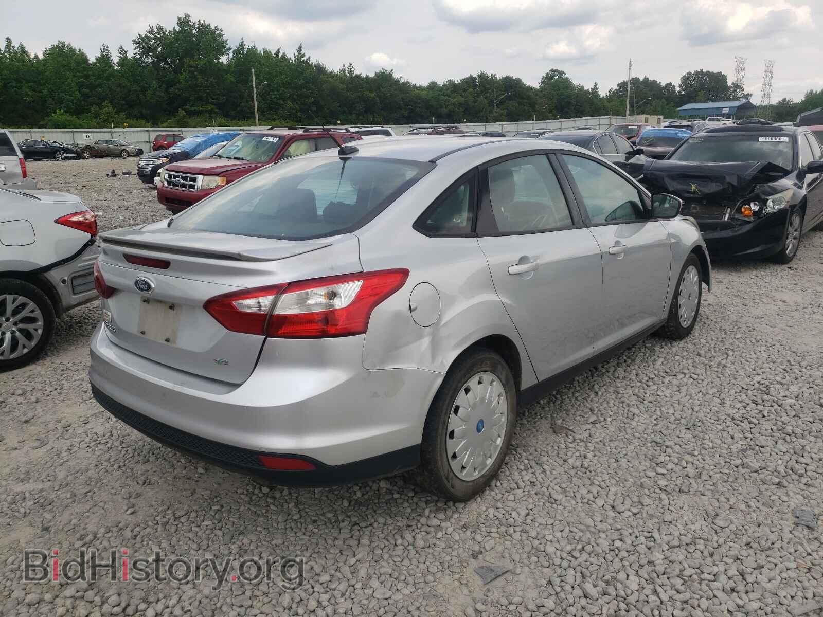2012 FORD FOCUS - VIN: 1FAHP3F22CL182625 - Photo 4
