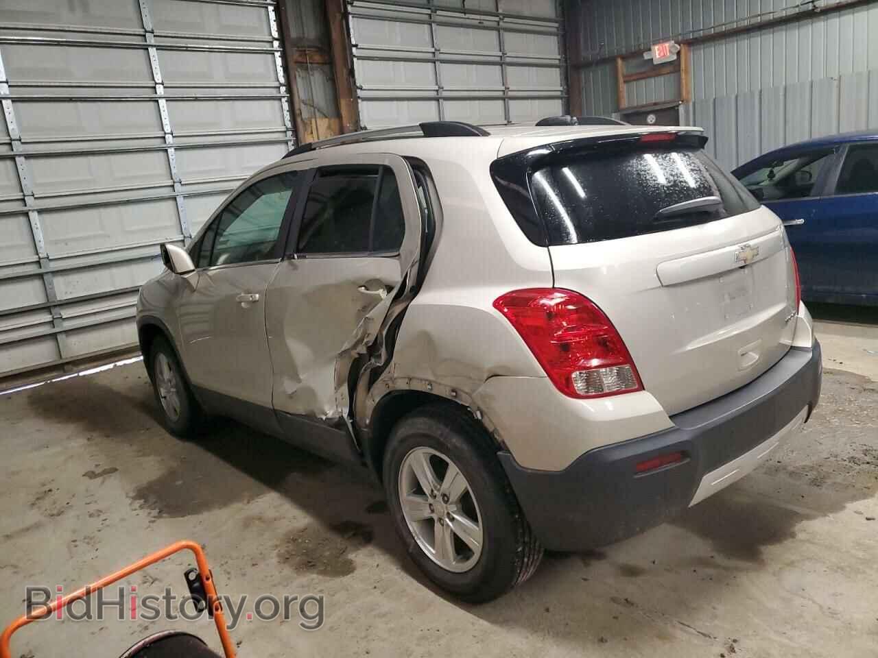 2016 CHEVROLET TRAX - VIN: 3GNCJLSB3GL255093 - Фото 2