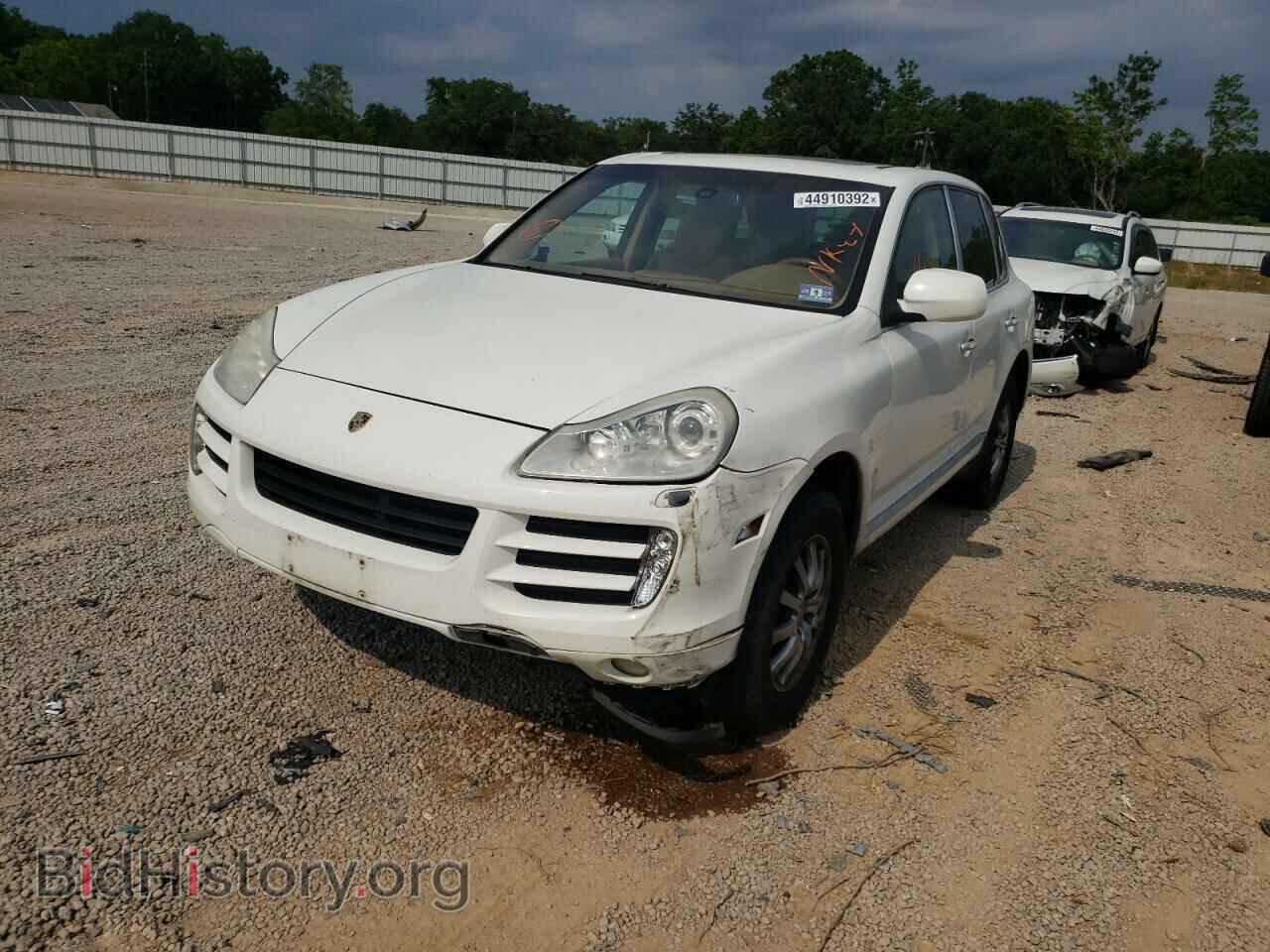 2010 PORSCHE CAYENNE - VIN: WP1AA2AP8ALA12176 - Фото 2