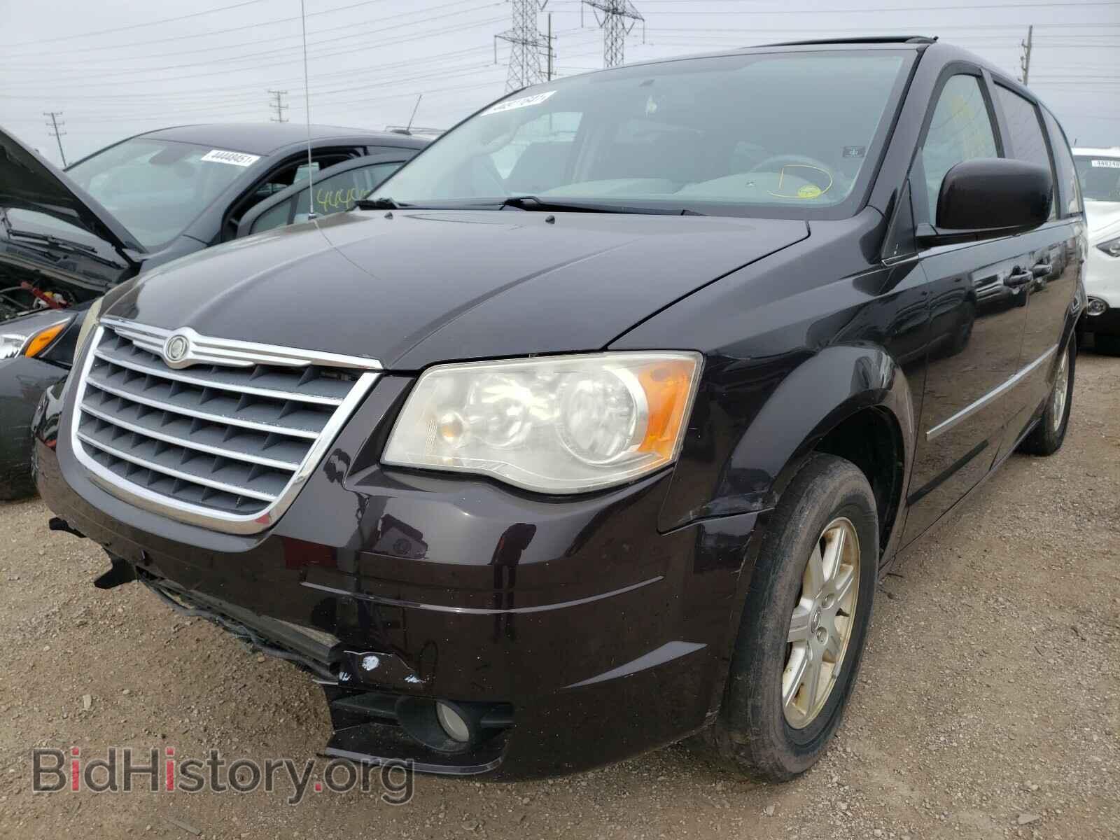 2010 CHRYSLER MINIVAN - VIN: 2A4RR5D19AR357921 - Photo 2