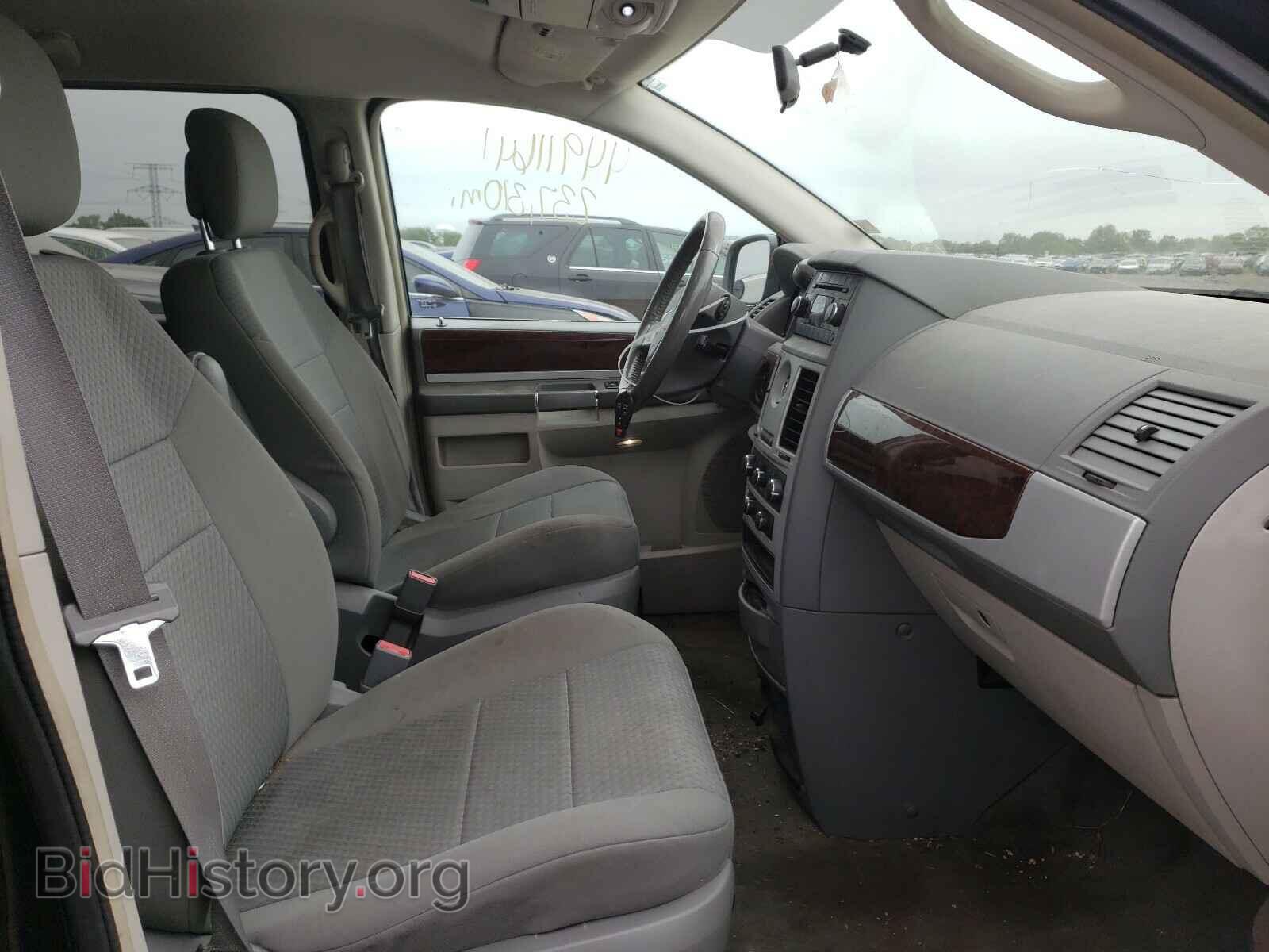 2010 CHRYSLER MINIVAN - VIN: 2A4RR5D19AR357921 - Photo 5
