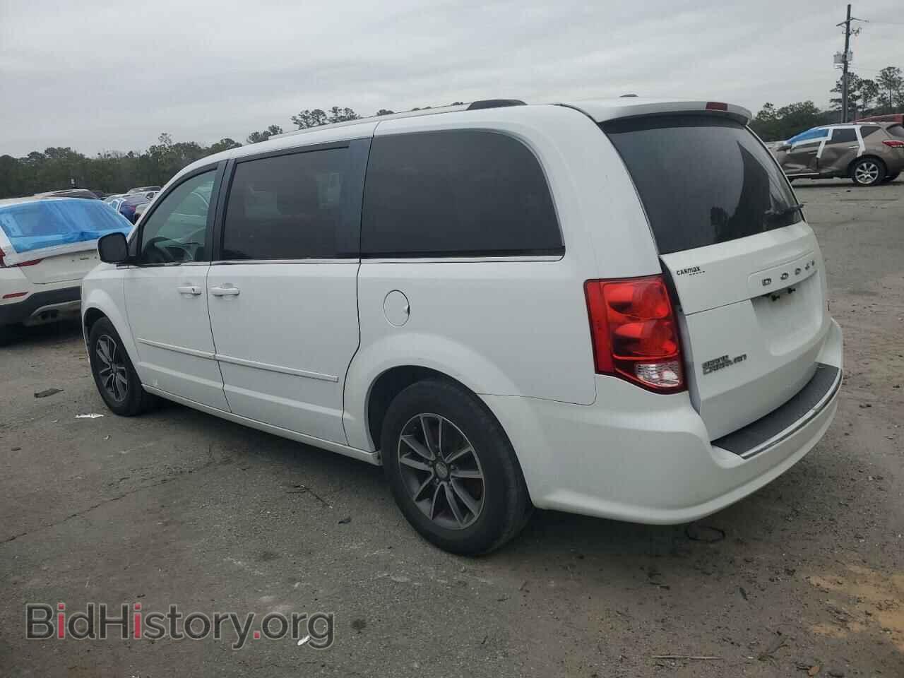 2017 DODGE CARAVAN - VIN: 2C4RDGCG8HR686593 - Photo 2