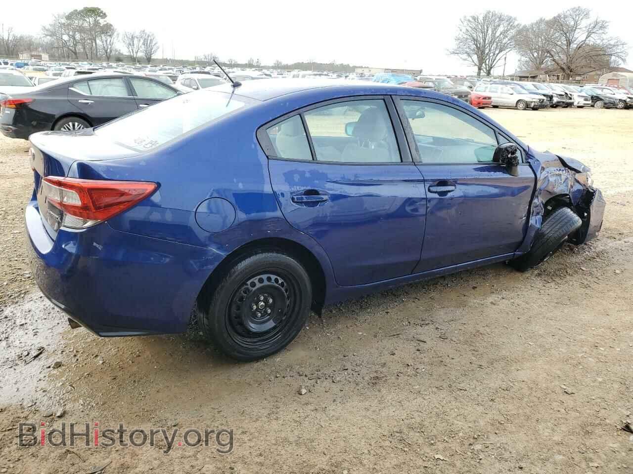 2018 SUBARU IMPREZA - VIN: 4S3GKAA65J3620554 - Фото 3