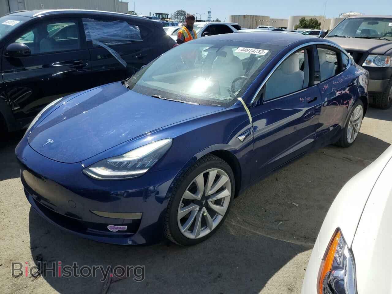 Фотография 5YJ3E1EB5JF151319 - TESLA MODEL 3 2018