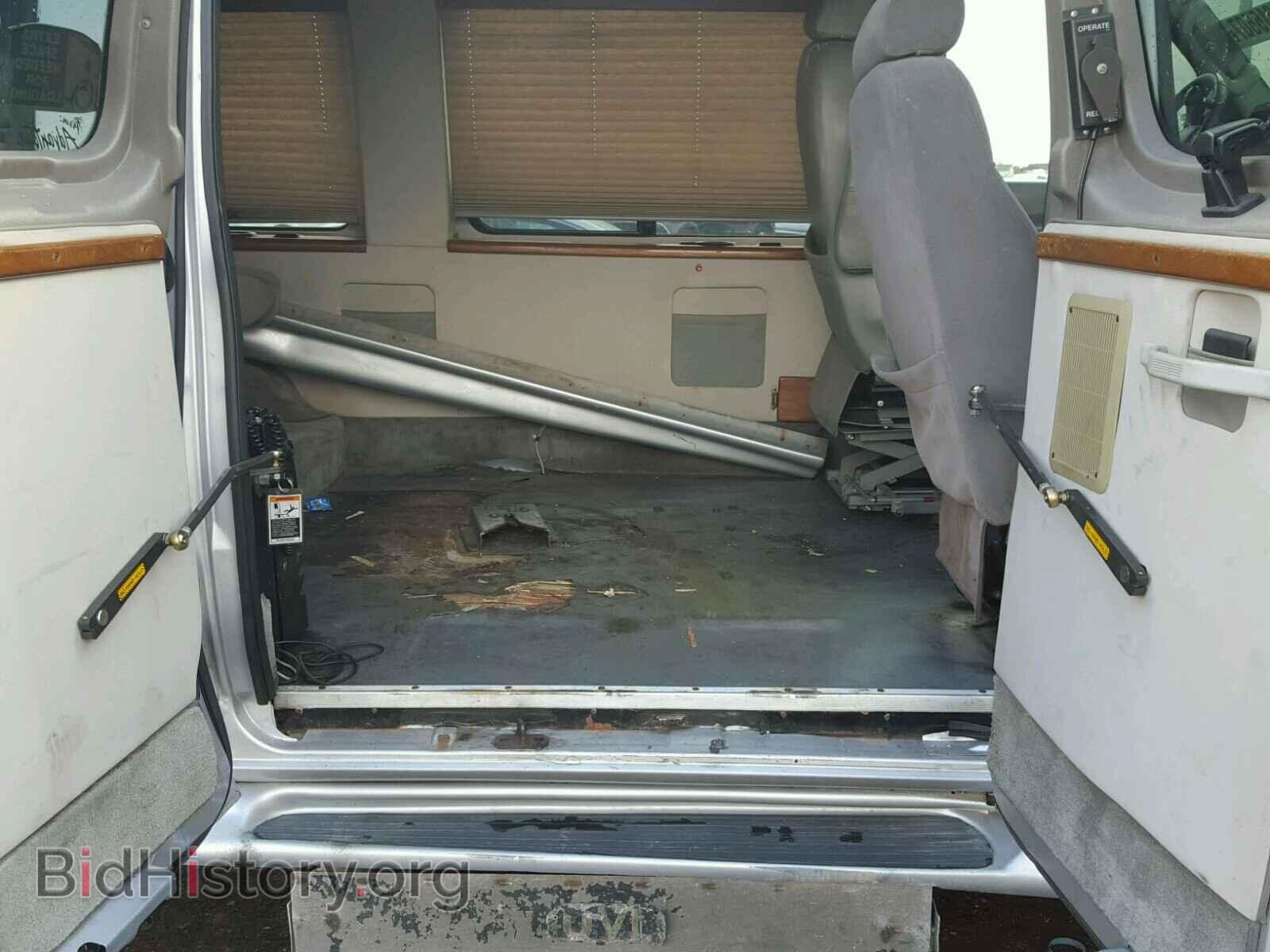 2010 FORD ECONOLINE - VIN: 1FDNE2EL8ADA55727 - Фото 6