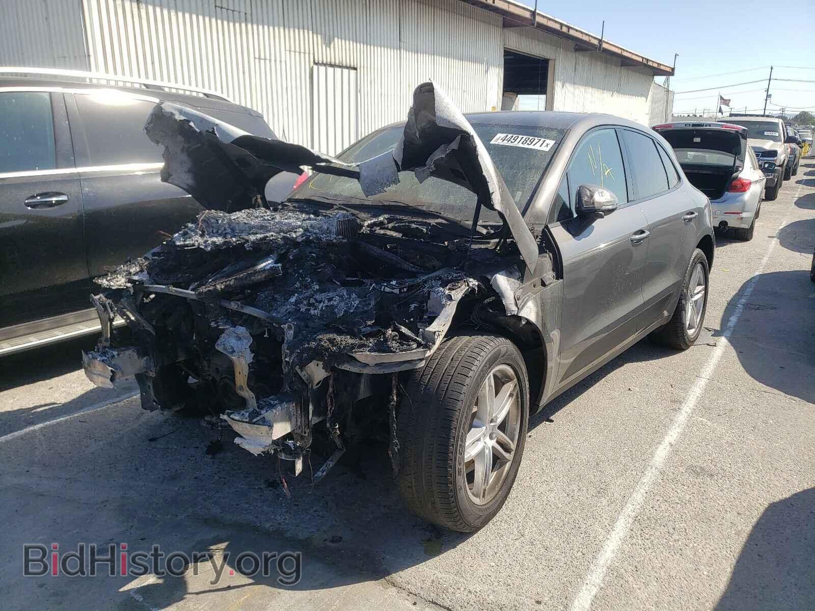 2018 PORSCHE MACAN - VIN: WP1AA2A50JLB25294 - Photo 2