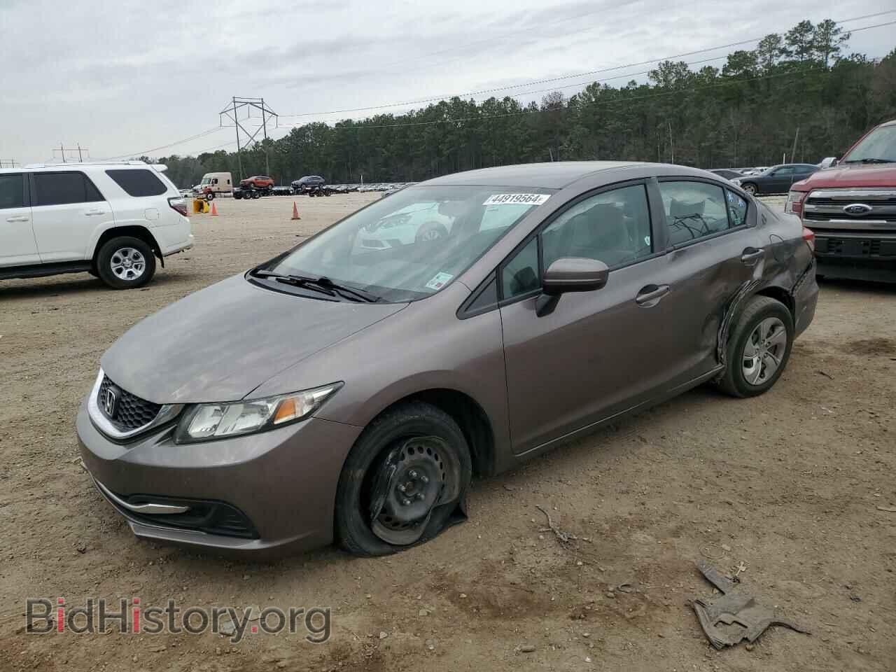 Фотография 19XFB2F57EE067583 - HONDA CIVIC 2014